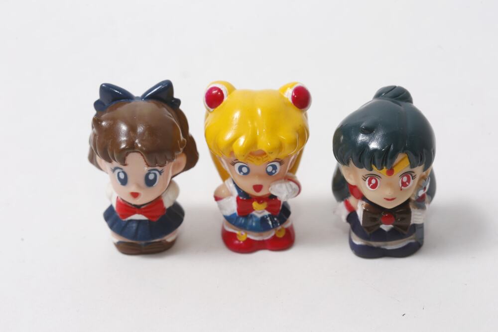 1990s Sailor Moon Naru Osaka Pluto Japan Figure Lot ~ 260917-WH 607